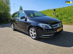 Mercedes-Benz B-klasse - 180 Ambition, 2e Eigenaar, Netjes onderhouden