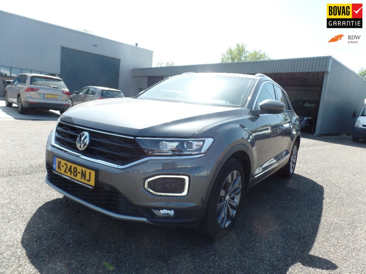 Volkswagen T-Roc - 1.5 TSI Sport Business R TREKHAAK AUTOMAAT 2020 - AutoWereld.nl