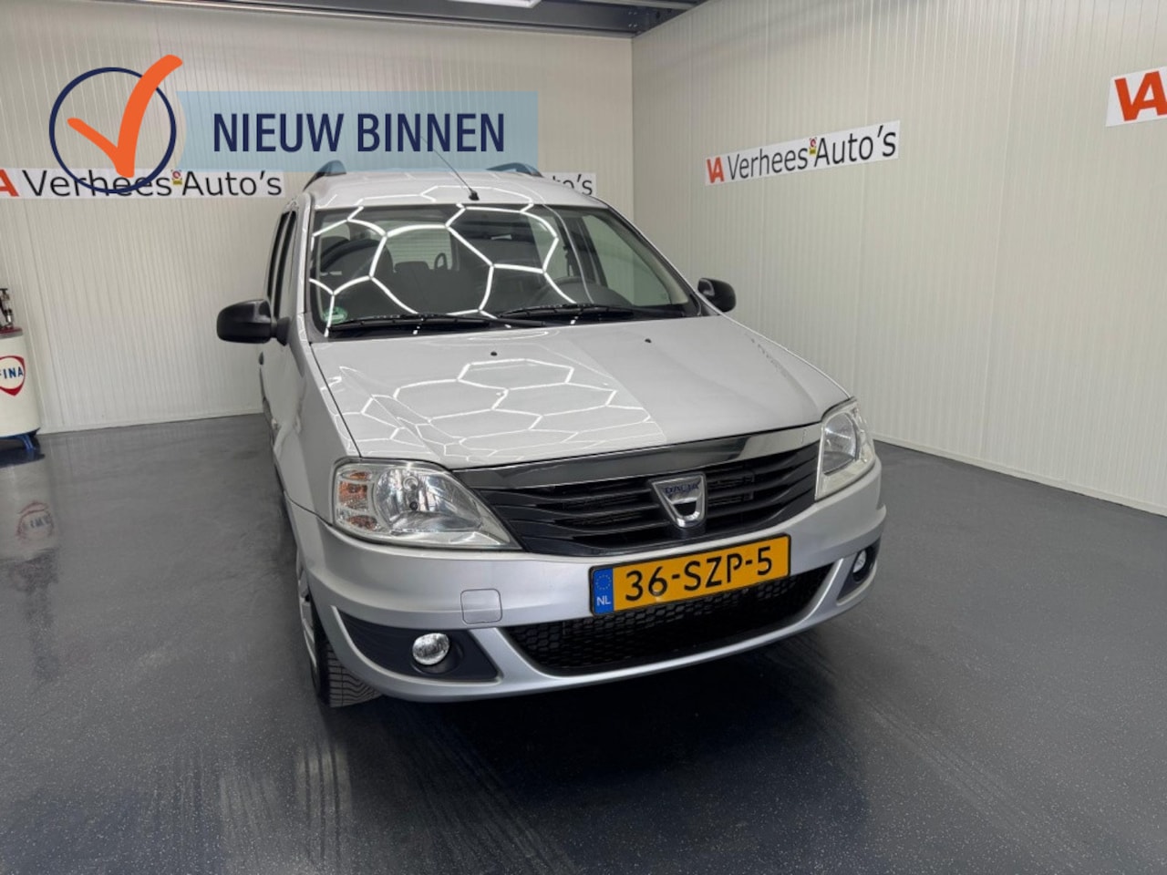 Dacia Logan MCV - 1.6 MPI Aniversare 1.6 MPI Aniversare - AutoWereld.nl