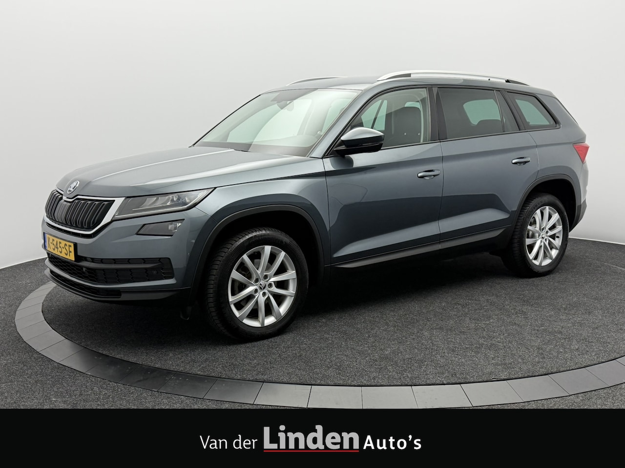 Skoda Kodiaq - 1.5 TSI 150PK Business Edition | Trekhaak | Automaat | Sfeerverlichting | Camera | Navigat - AutoWereld.nl