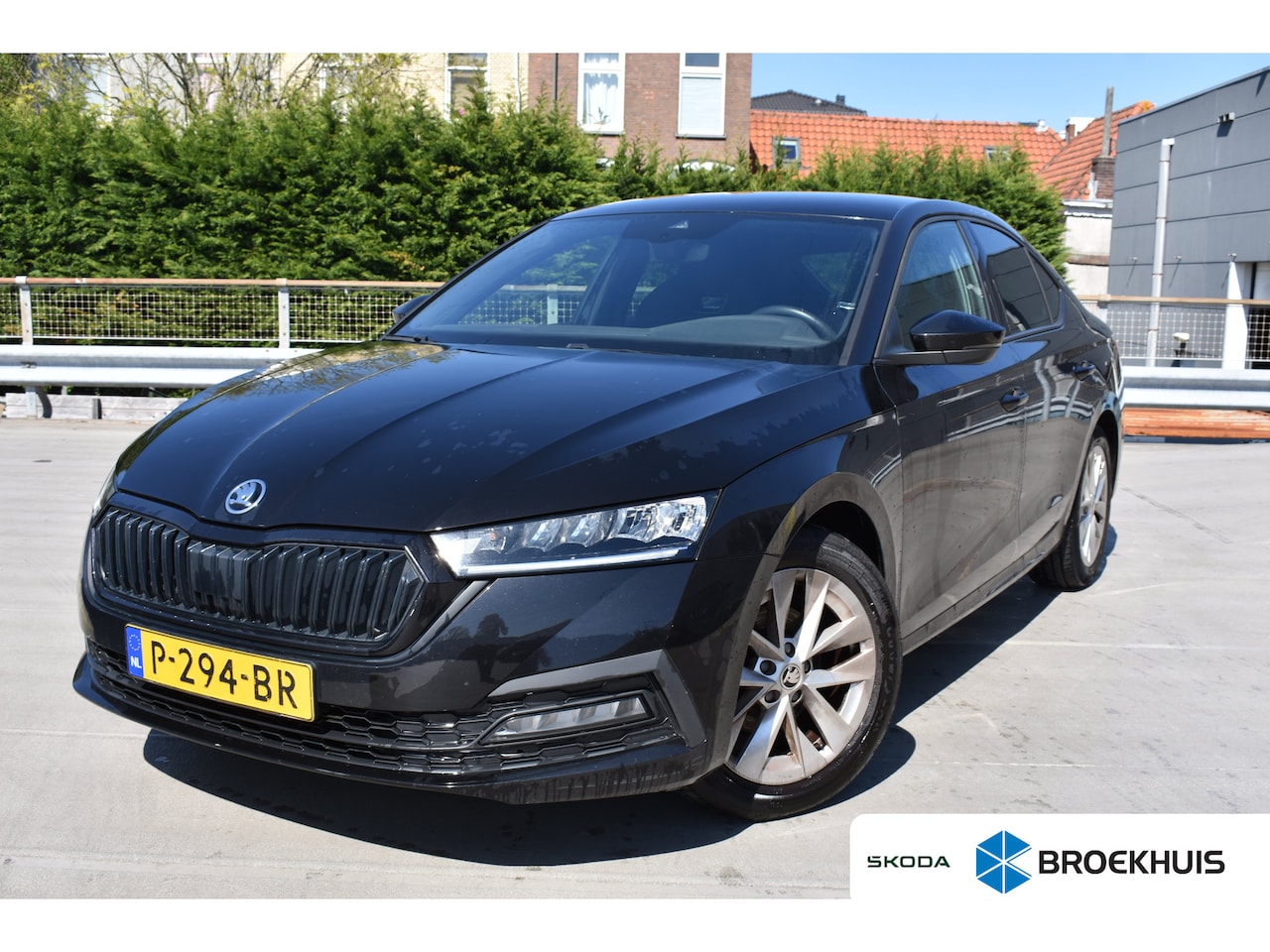 Skoda Octavia - 1.0 TSI 110PK Sport Business | APP. CONNECT | CRUISE CONTROL | NAVIGATIE | FULL LED | DAB+ - AutoWereld.nl