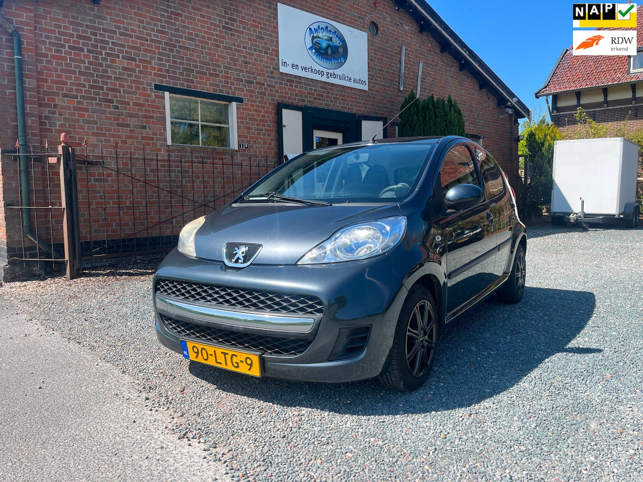 Peugeot 107 - 1.0-12V XS 1.0-12V XS ( Airco + Elektrische ramen ) - AutoWereld.nl