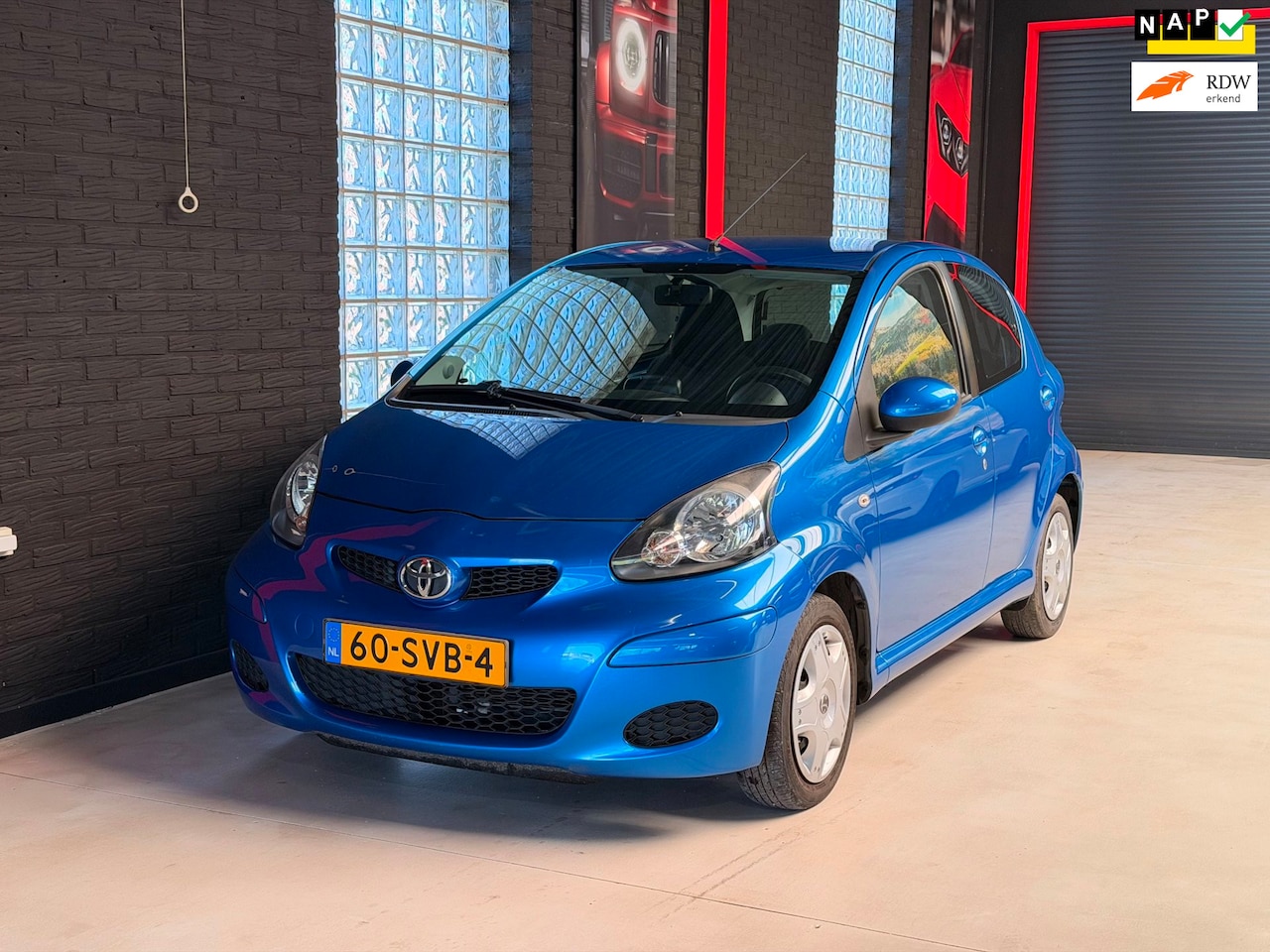 Toyota Aygo - 1.0-12V Comfort Navigator|Automaat|Navi|Airco|5DRS - AutoWereld.nl