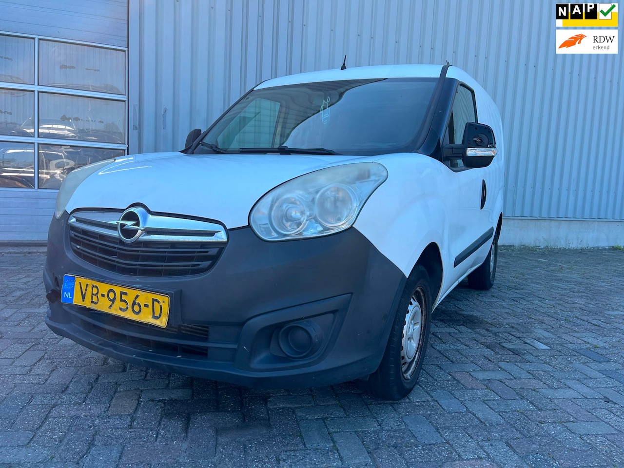Opel Combo - 1.3 CDTi L1H1 ecoFLEX - Start niet - AutoWereld.nl