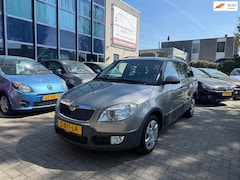 Skoda Fabia Combi - 1.6-16V Scout AUTOMAAT, Airco, APK 04/27