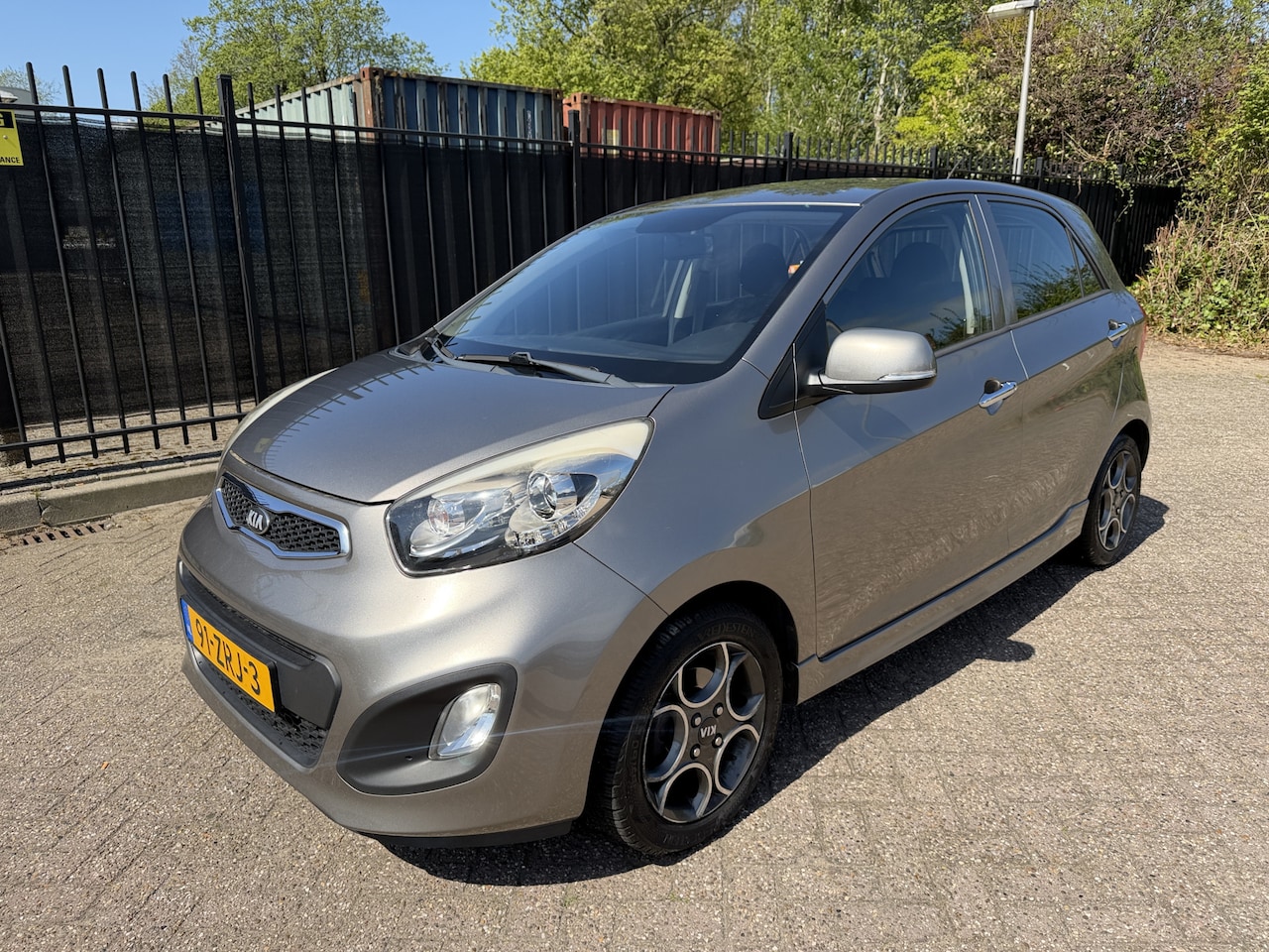 Kia Picanto - 1.0 CVVT Design Edition Airco/Led/CV/LMV - AutoWereld.nl