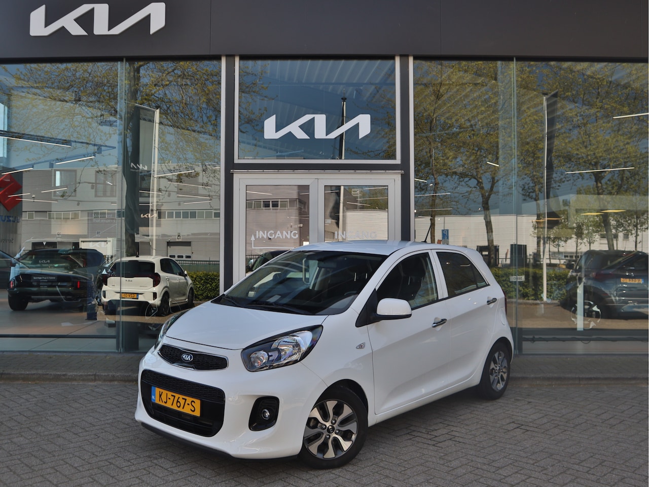 Kia Picanto - 1.0 CVVT ComfortPlusLine Navigator 10.396km!! Navigatie | Camera | Bluetooth | Cruise Cont - AutoWereld.nl
