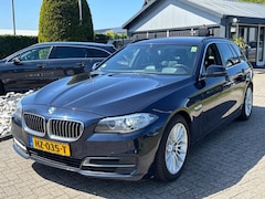 BMW 5-serie Touring - 520D High Executive 2015 HUD Leer Navi