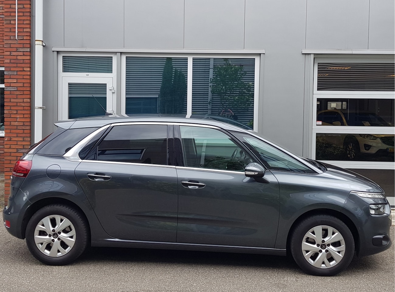 Citroën C4 Picasso - 1.6 e-Thp Aut 121.704Km Navi Camera Ecc - AutoWereld.nl