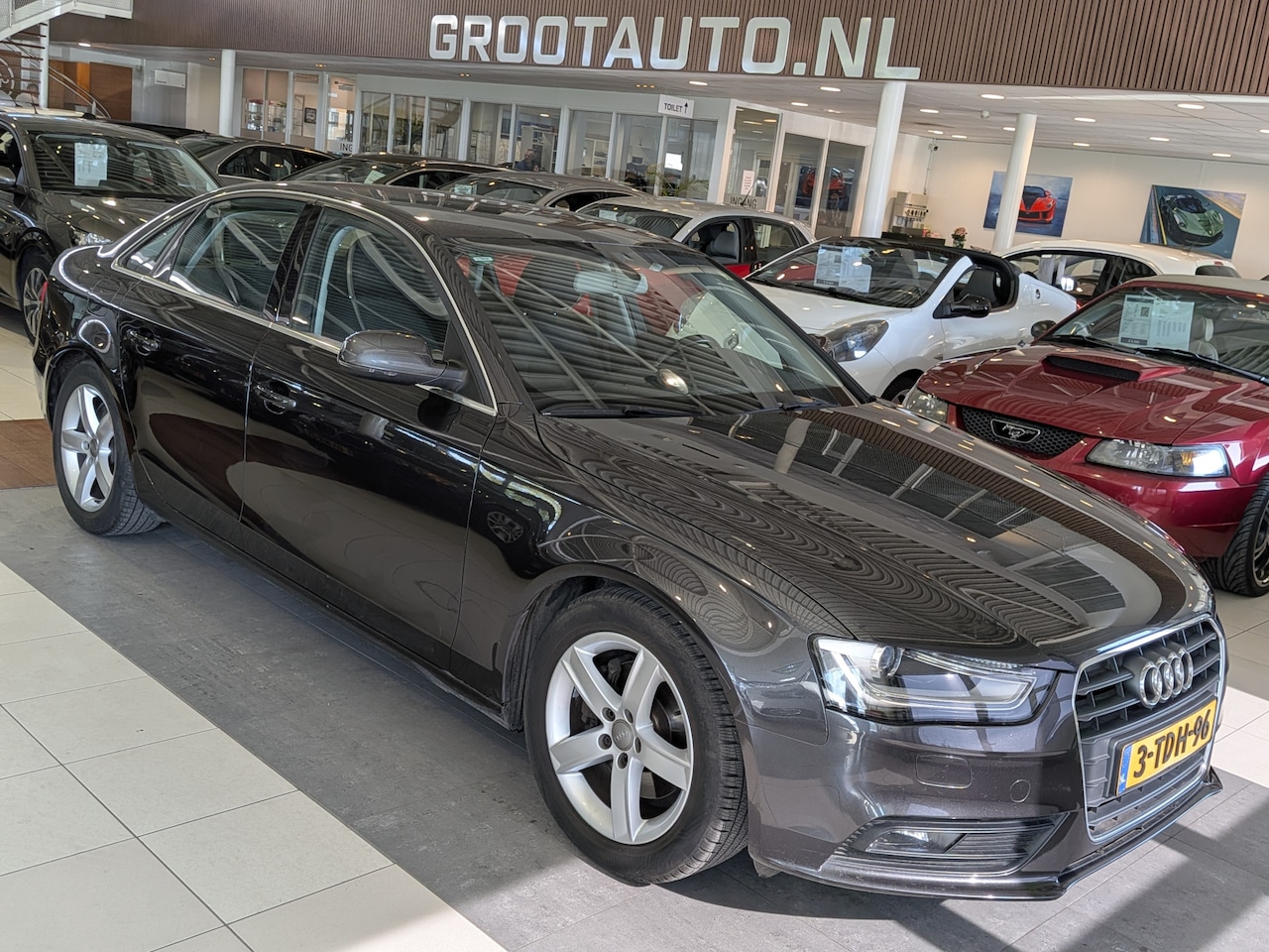 Audi A4 Limousine - 1.8 TFSIe Edition Airco, Cruise Control, Trekhaak, Stuurbekrachtiging - AutoWereld.nl
