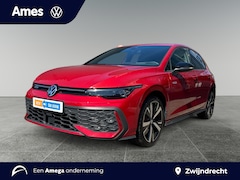Volkswagen Golf - 1.5 272pk eHybrid GTE Trekhaak inklapbaar | Head-up display | Achteruitrijcamera 'Rear Vie