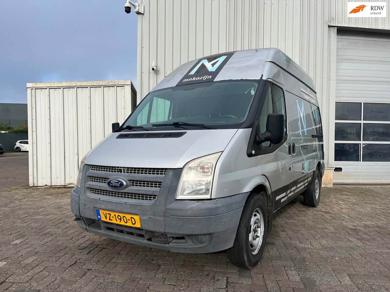 Ford Transit - 350M 2.2 TDCI Ambiente HD - Schade - AutoWereld.nl