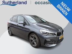 BMW 2-serie Active Tourer - 225xe iPerformance Executive | Trekhaak | Stoelverwarming | Camera
