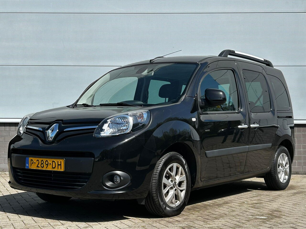 Renault Kangoo Family - 1.2 TCe | Afneembare Trekhaak |  Climate Control | Cruise Control | Radio - AutoWereld.nl