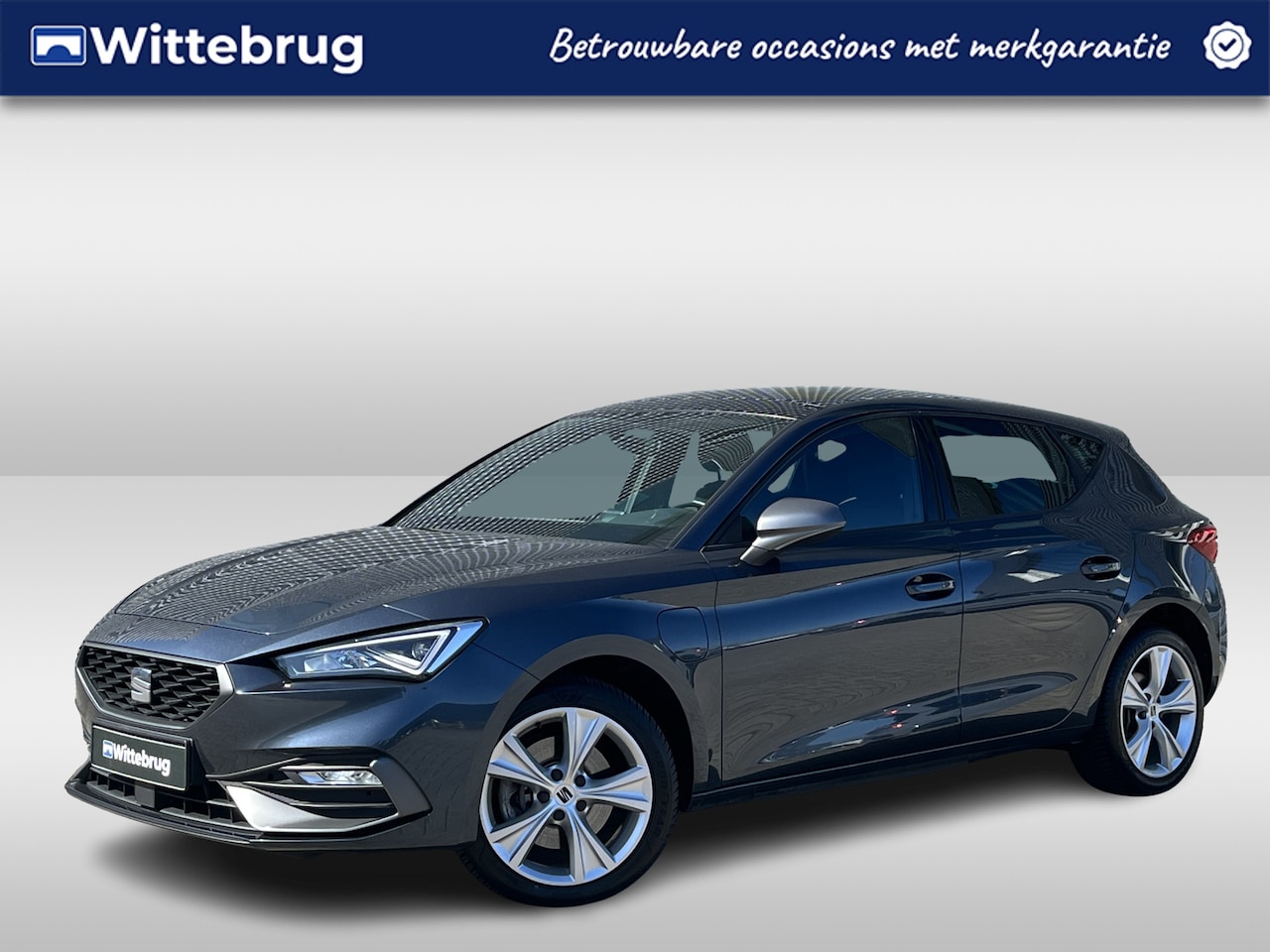 SEAT Leon - 1.4 TSI eHybrid PHEV 204PK FR Business Intense / Panoramadak / Digitale Cockpit / Stuur + - AutoWereld.nl