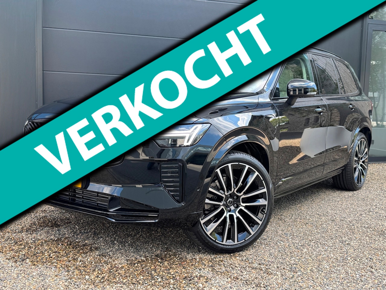 Volvo XC90 - 2.0 T8 Plug-in hybrid AWD Ultra Dark | Bowers&Wilkins | Luchtvering | Massage | Ventilatie - AutoWereld.nl