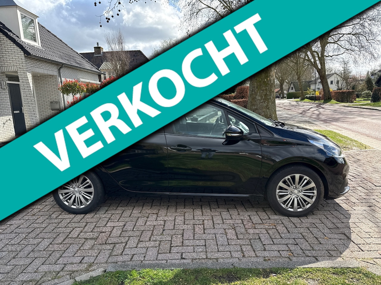 Peugeot 208 - 1.2 PureTech Allure 1.2 PureTech Allure - AutoWereld.nl