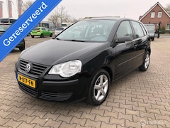 Volkswagen Polo - 1.2 4.DRS AIRCO ELL PAKK ..1989, .