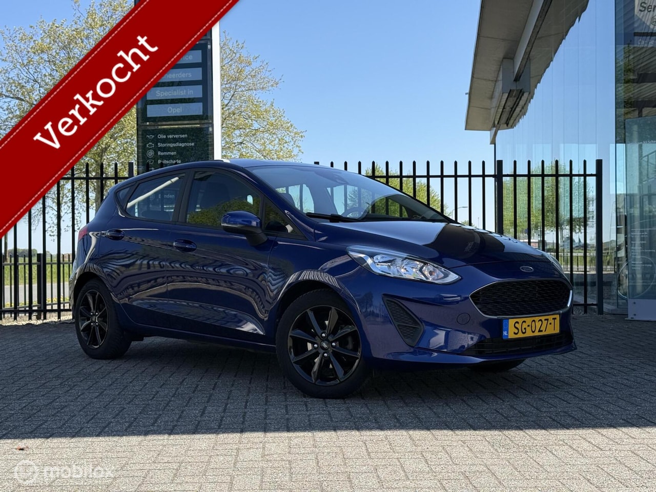 Ford Fiesta - 1.1 Trend | Carplay | Navigatie | Sensoren - AutoWereld.nl