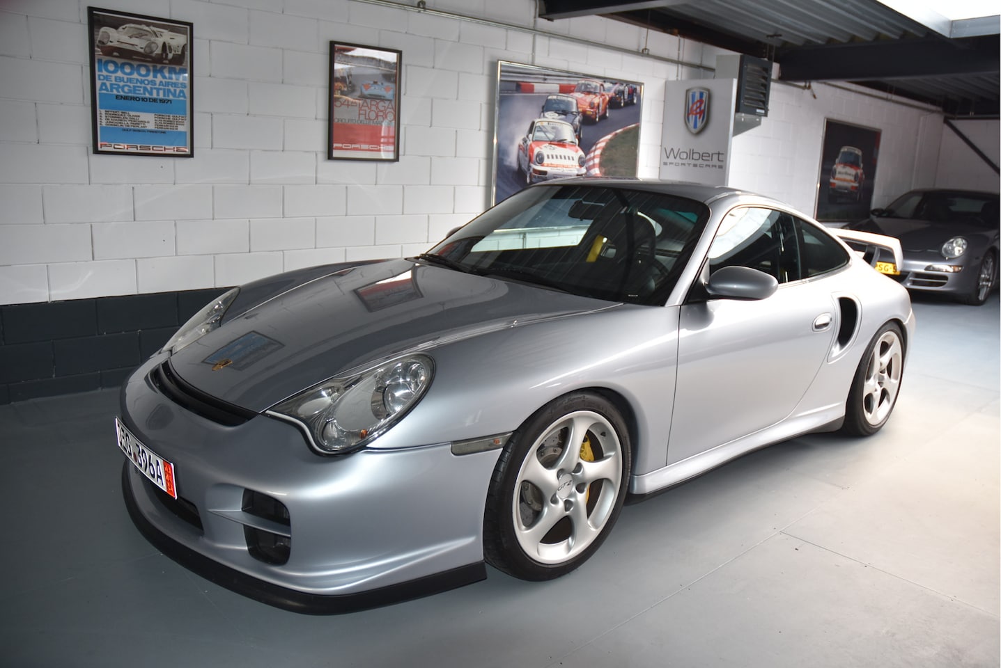 Porsche 911 - 996 3.6 Coupé GT2 - AutoWereld.nl