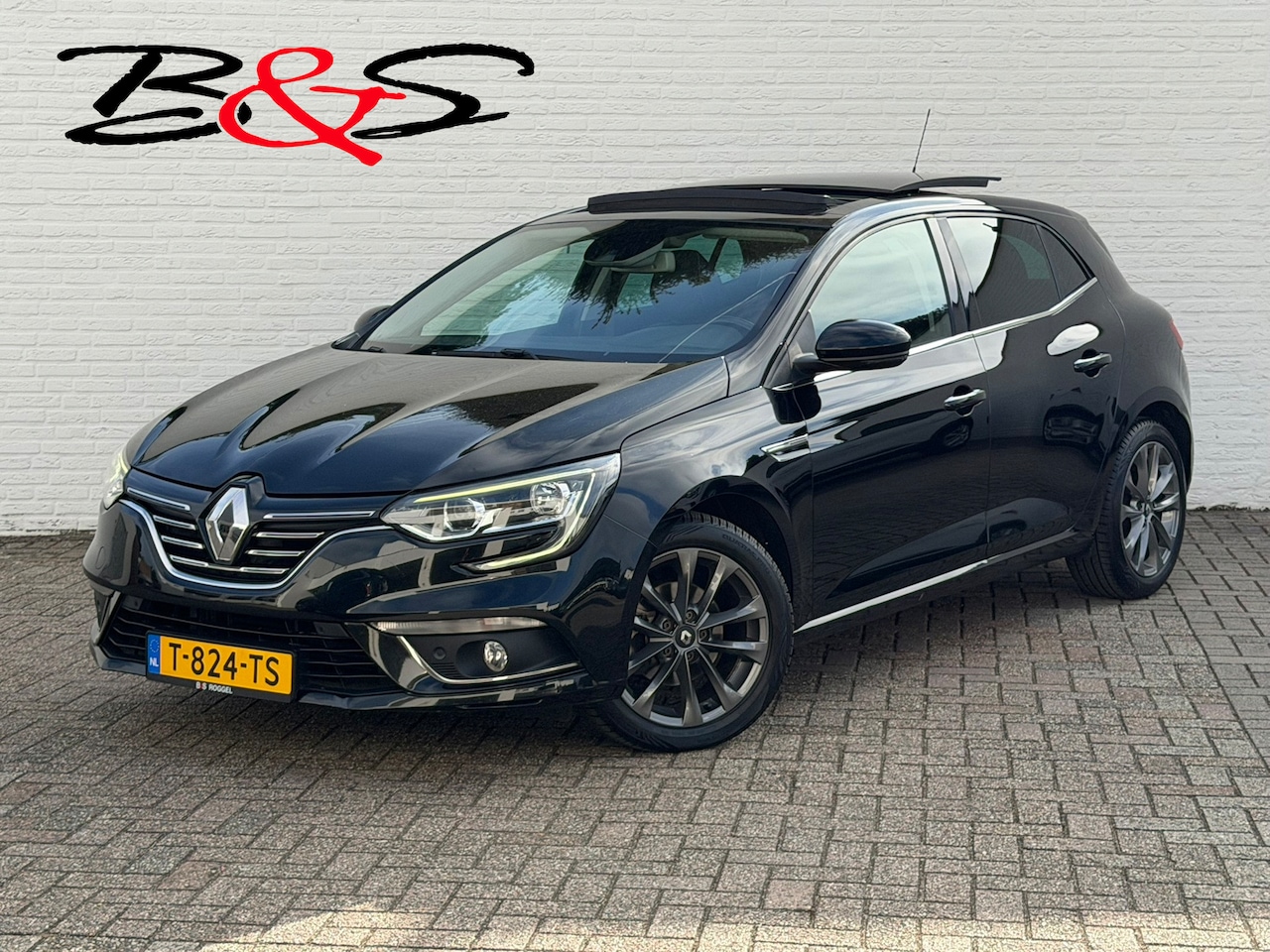 Renault Mégane - 1.3 TCe Bose Automaat Camera Clima Apple / Android Carplay Panorama All-Season banden - AutoWereld.nl