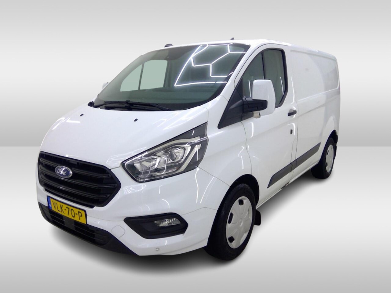 Ford Transit Custom - 2.0 TDCI 130pk L1 H1 Trend Automaat - AutoWereld.nl