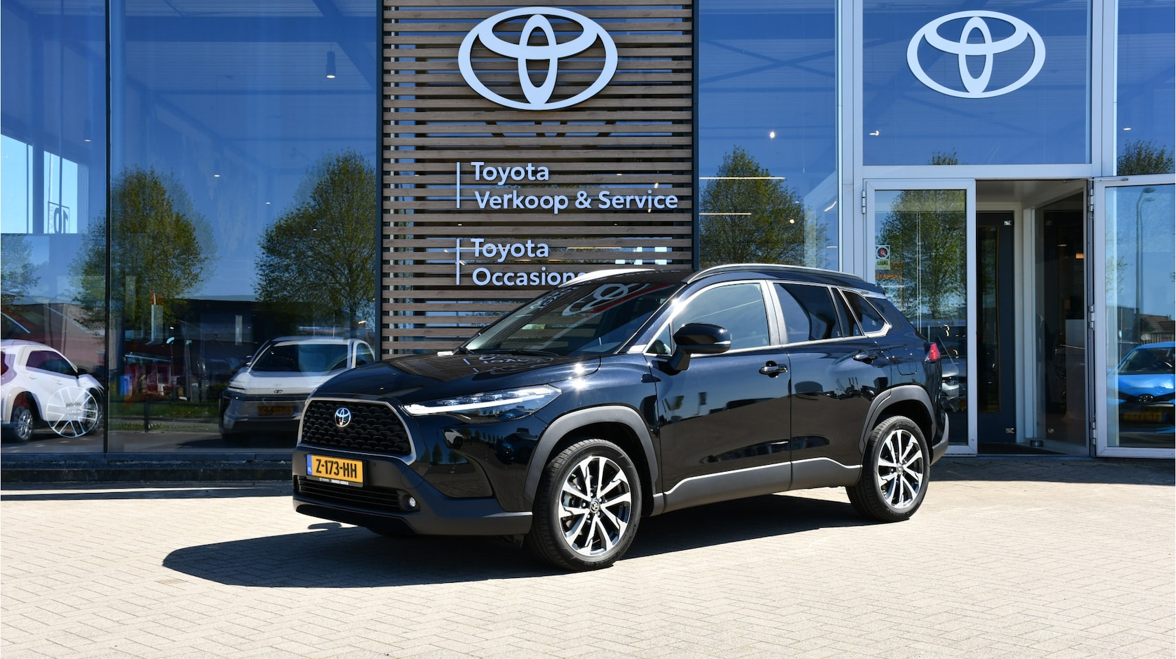 Toyota Corolla Cross - Hybrid 140 Style Automaat 140pk | Dodehoekdetectie | BearLock | Elektrisch bedienbare acht - AutoWereld.nl