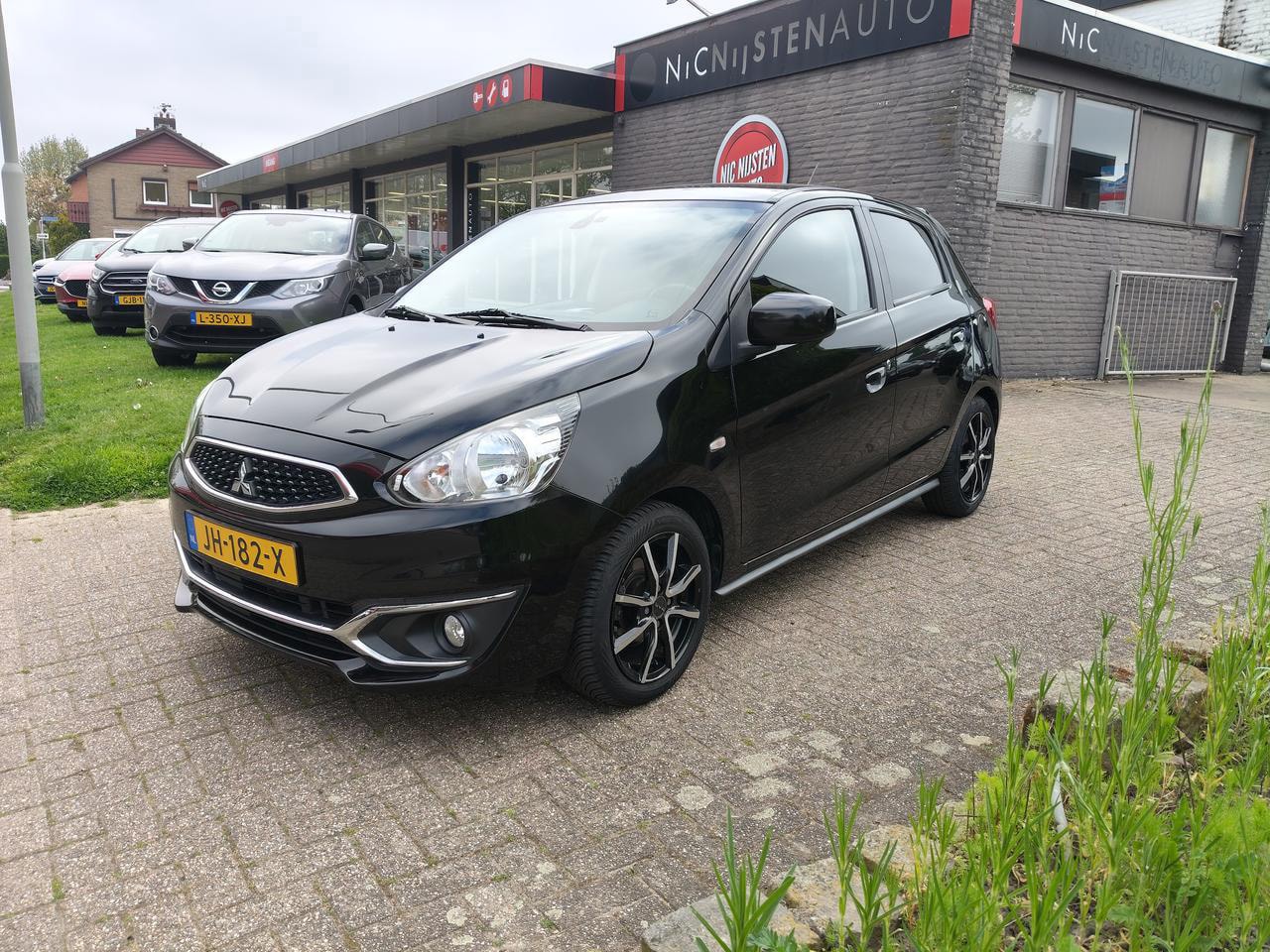 Mitsubishi Space Star - 1.0 Intense 1.0 Intense, Airco, Volledige onderhoudshisto - AutoWereld.nl