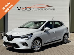 Renault Clio - 1.6 E-Tech Hybrid 140 Business Zen / Airco / Stoelverwarming / Navigatie / Sensoren V+A /