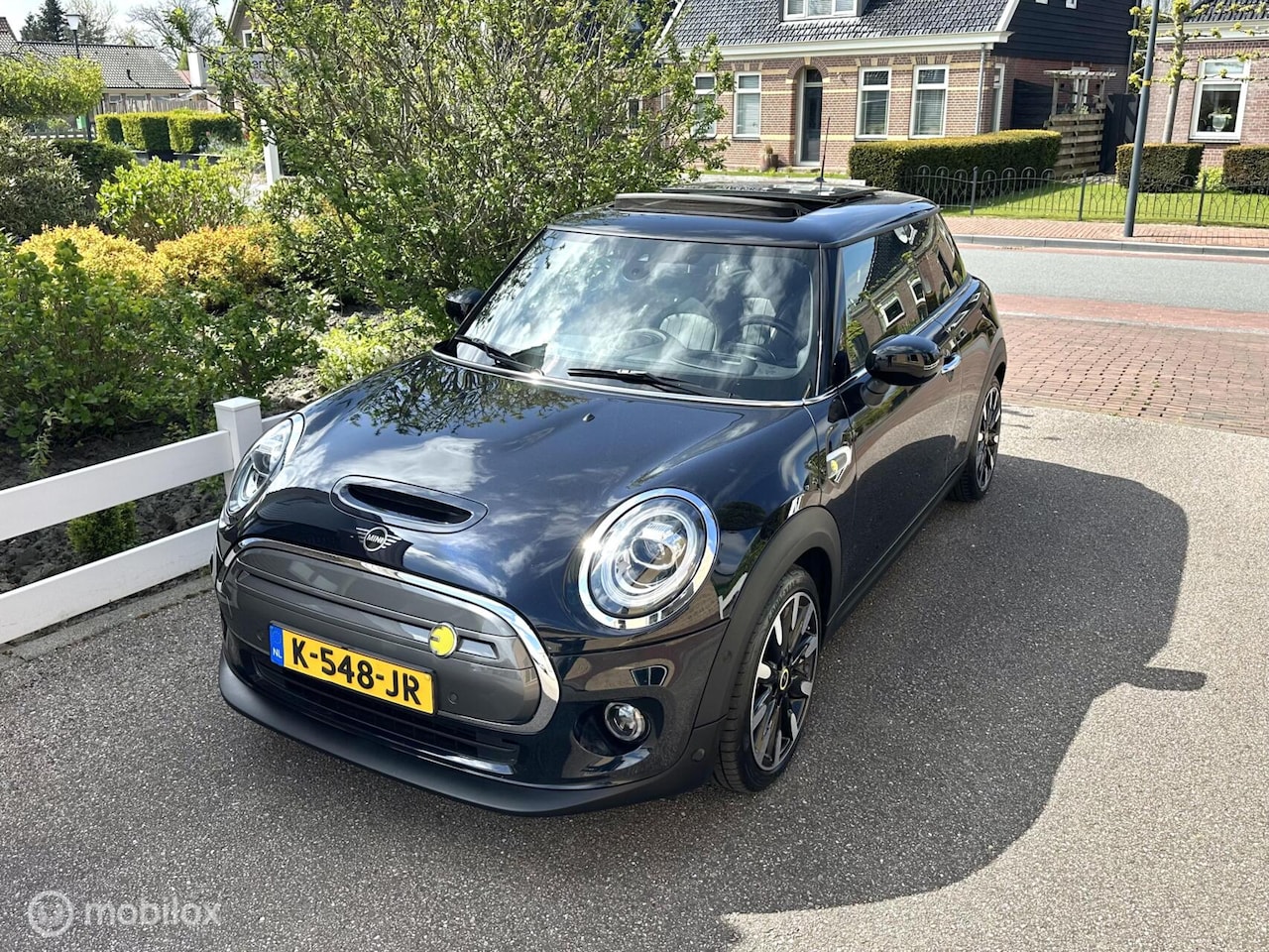 MINI Mini-Electric - Yours Camden 33kwh PANORAMDAK ACHTERUITRIJ CAMERA SPORTSTOELEN LED KOPLAMPEN ZEER MOOI!! - AutoWereld.nl