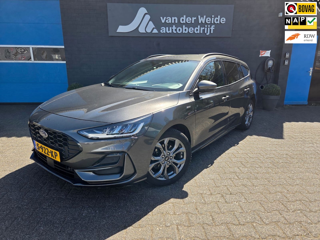 Ford Focus Wagon - 1.0 EcoBoost Hybrid ST Line Style 1.0 EcoBoost Hybrid ST Line Style - AutoWereld.nl