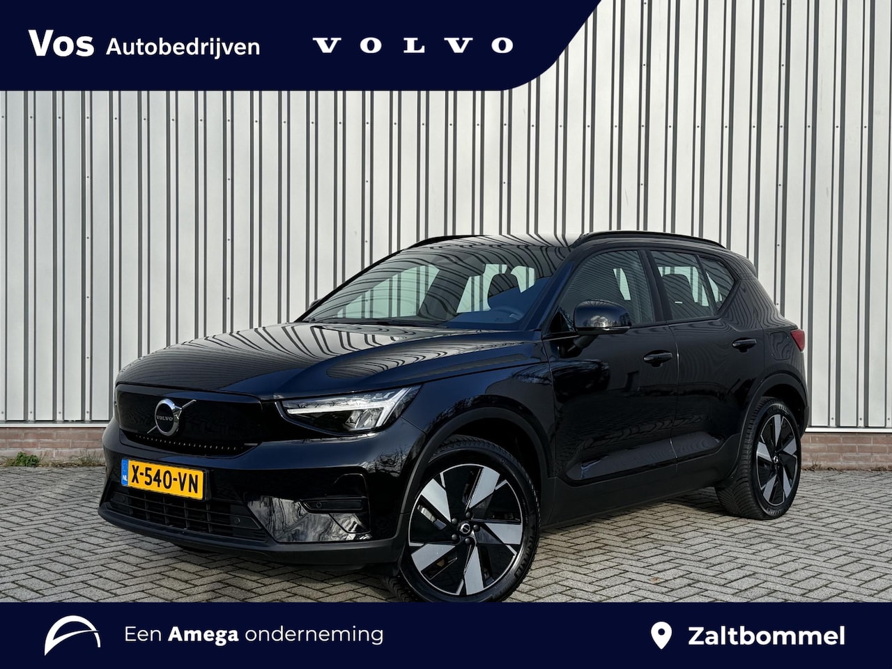 Volvo XC40 - Single Motor Extended Range Core 82 kWh | ALL-SEASON banden | Trekhaak | - AutoWereld.nl