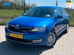 Skoda Rapid Spaceback - 1.0 TSI Greentech Clever | PDC | Trekhaak | Stoelverwarming |Navi