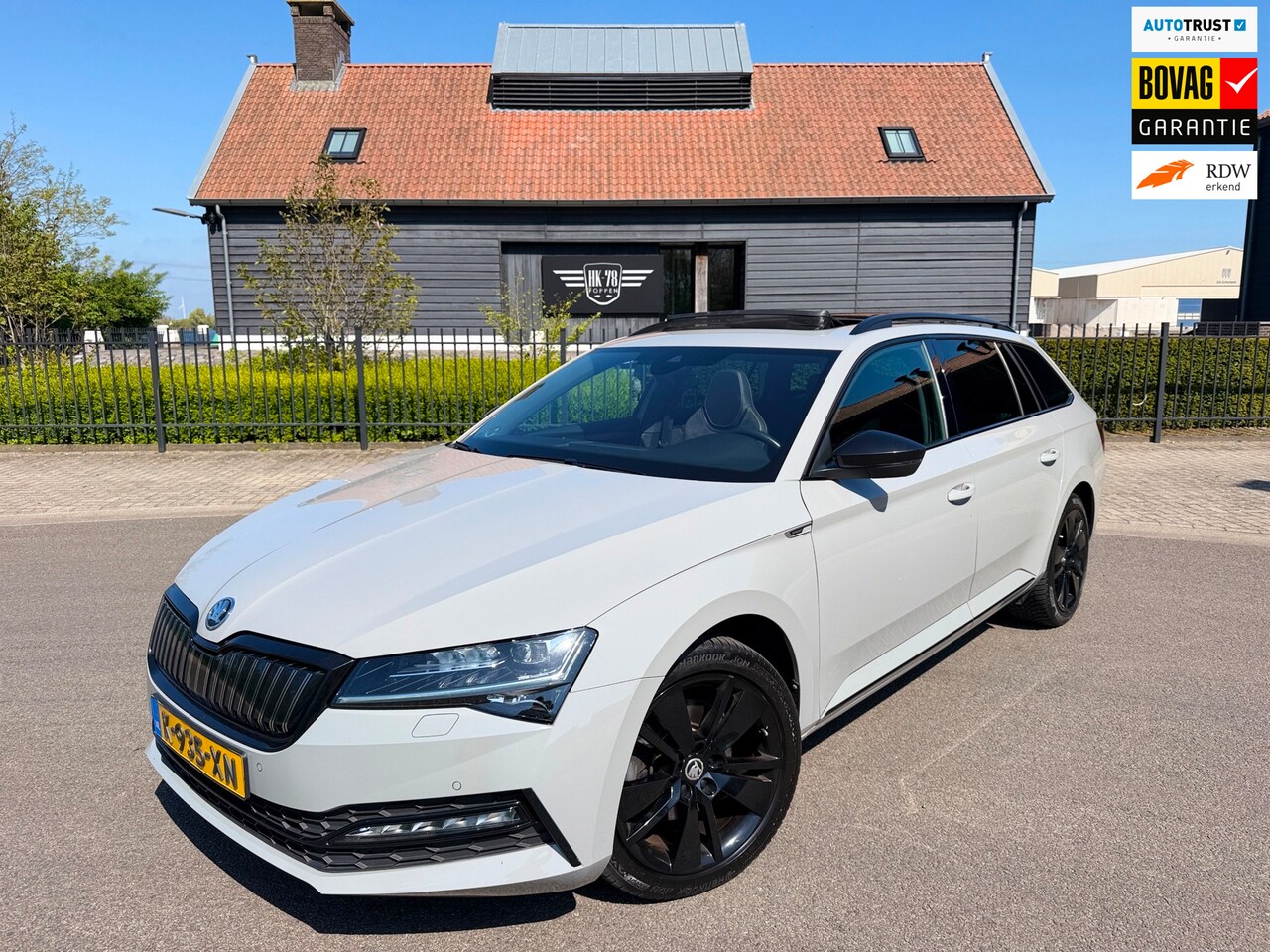 Skoda Superb Combi - 1.4 TSI iV 218PK Sportline Black-Line Pano Memory Canton 360"Virtual/Displ Matrix Keyless - AutoWereld.nl