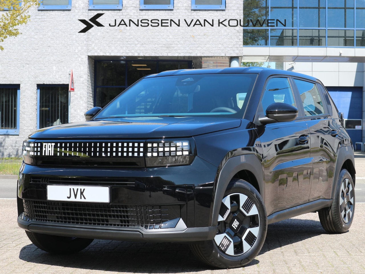 Fiat Grande Panda - 1.2 Hybrid ICON / Sensoren / Apple Carplay / LED - AutoWereld.nl