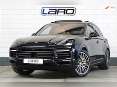 Porsche Cayenne - 3.0 E-Hybrid Platinum Edition | Sport chrono Lucht Keramisch PDLS 360 Trekh. ACC Pano