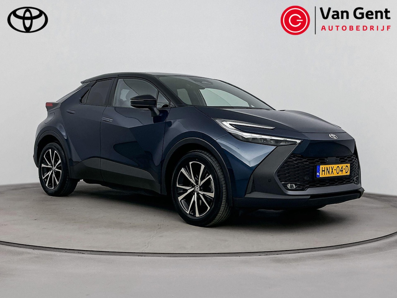 Toyota C-HR - 2.0 Plug-in Hybrid 220 First Edition | Warmtepomp | Apple Carplay / Android Auto | 360 cam - AutoWereld.nl