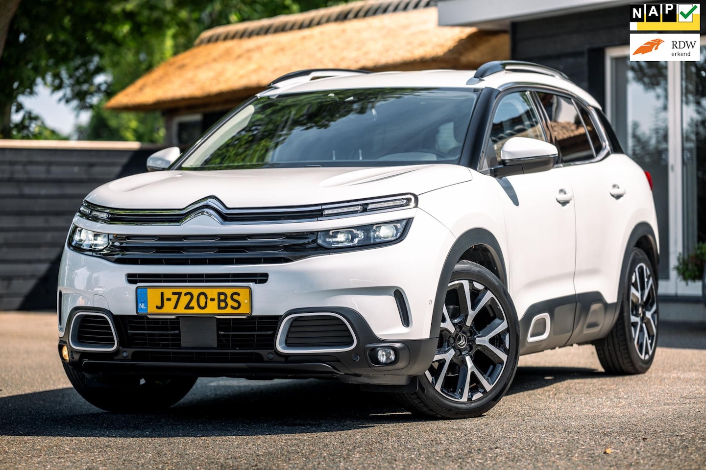 Citroën C5 Aircross - 1.2 PureTech Business Plus I Trekhaak I Camera I dealeronderhoud I - AutoWereld.nl