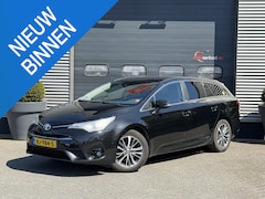 Toyota Avensis Touring Sports - 1.8 VVT-i Executive | Navigatie | DAB | Camera | Cruise Control | Trekhaak |