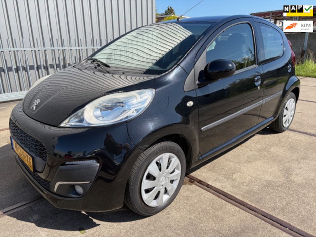 Peugeot 107 - 1.0 Active Koude Airco -68331 km nap - AutoWereld.nl