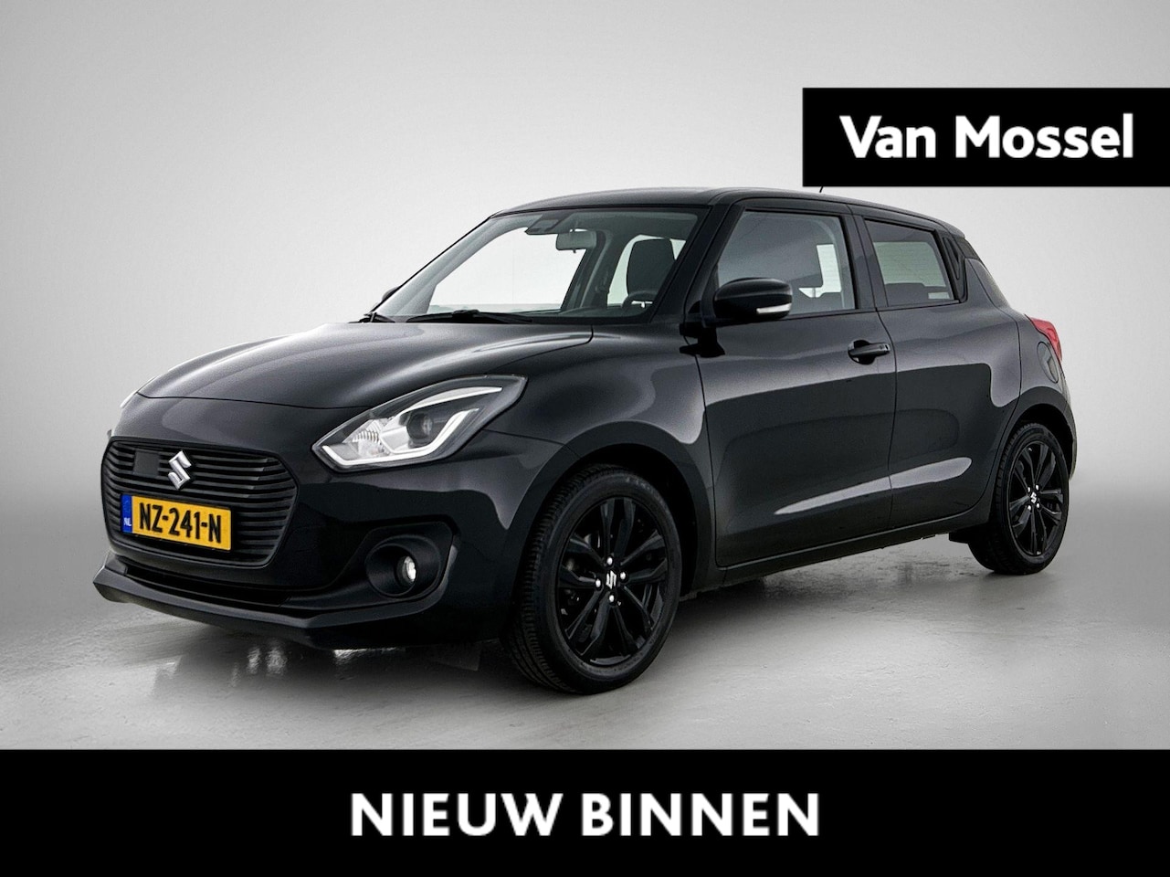 Suzuki Swift - 1.2 Stijl Smart Hybrid | ACHTERUITRIJCAMERA | NAVIGATIE | APPLE CARPLAY | ANDROID AUTO | C - AutoWereld.nl