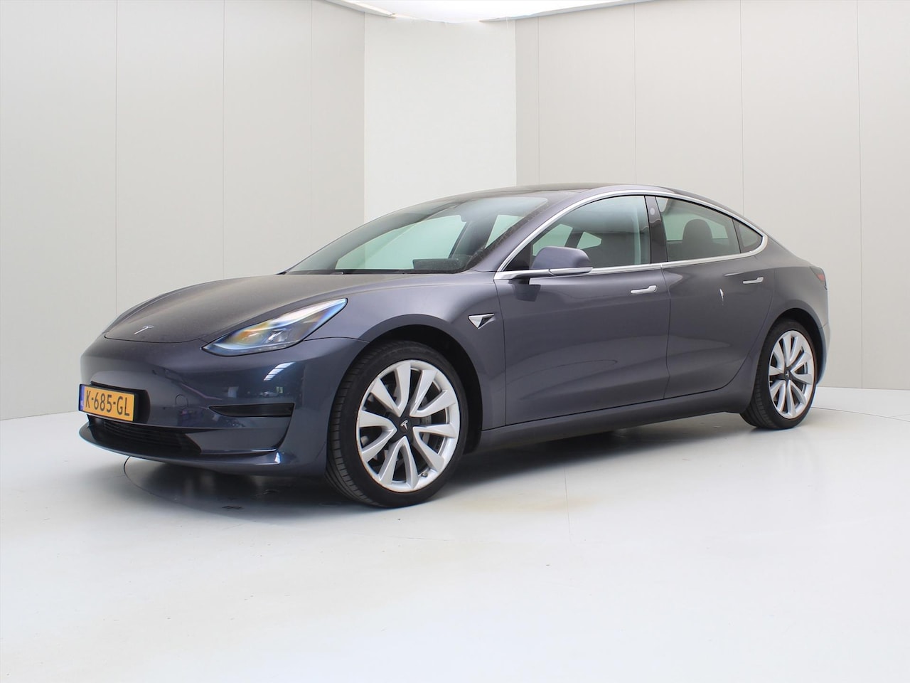 Tesla Model 3 - Standard RWD Plus [ LFP-ACCU+19 INCH+AUTOPILOT+60 kWh+PREMIUM AUDIO ] - AutoWereld.nl