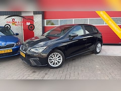 SEAT Ibiza - 1.0 TSI Style Business Intense AUTOMAAT / BEATS / KEYLESS / FULL LED / CAMERA / CARPLAY /