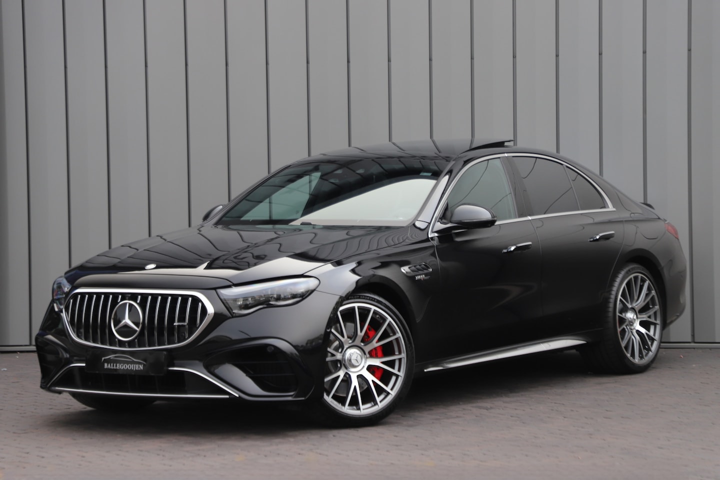 Mercedes-Benz E-klasse - AMG 53 4MATIC+ | 612PK | Massage | Carbon | Burmester 4D | Sfeerverlichting | Keyless-go | - AutoWereld.nl