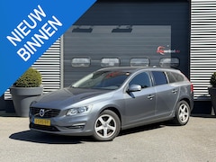Volvo V60 - 2.0 D2 R-Design | Navigatie | Climate Control | Stoelverwarming | Trekhaak |