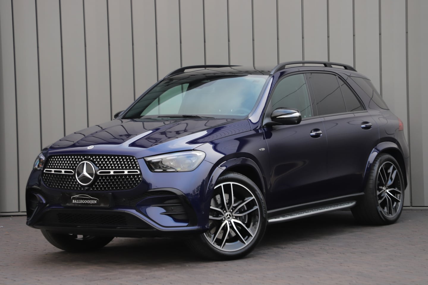 Mercedes-Benz GLE-Klasse - 400e AMG 4-Matic | 381PK | Luchtvering | Head-up | Burmester | Distronic+ | Keyless | Sfee - AutoWereld.nl