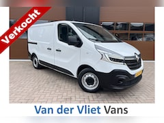 Renault Trafic - 2.0 dCi 120pk E6 Comfort BPM Vrij Lease €253 p/m, Trekhaak, Bott inr., Airco, Navi, PDC, C