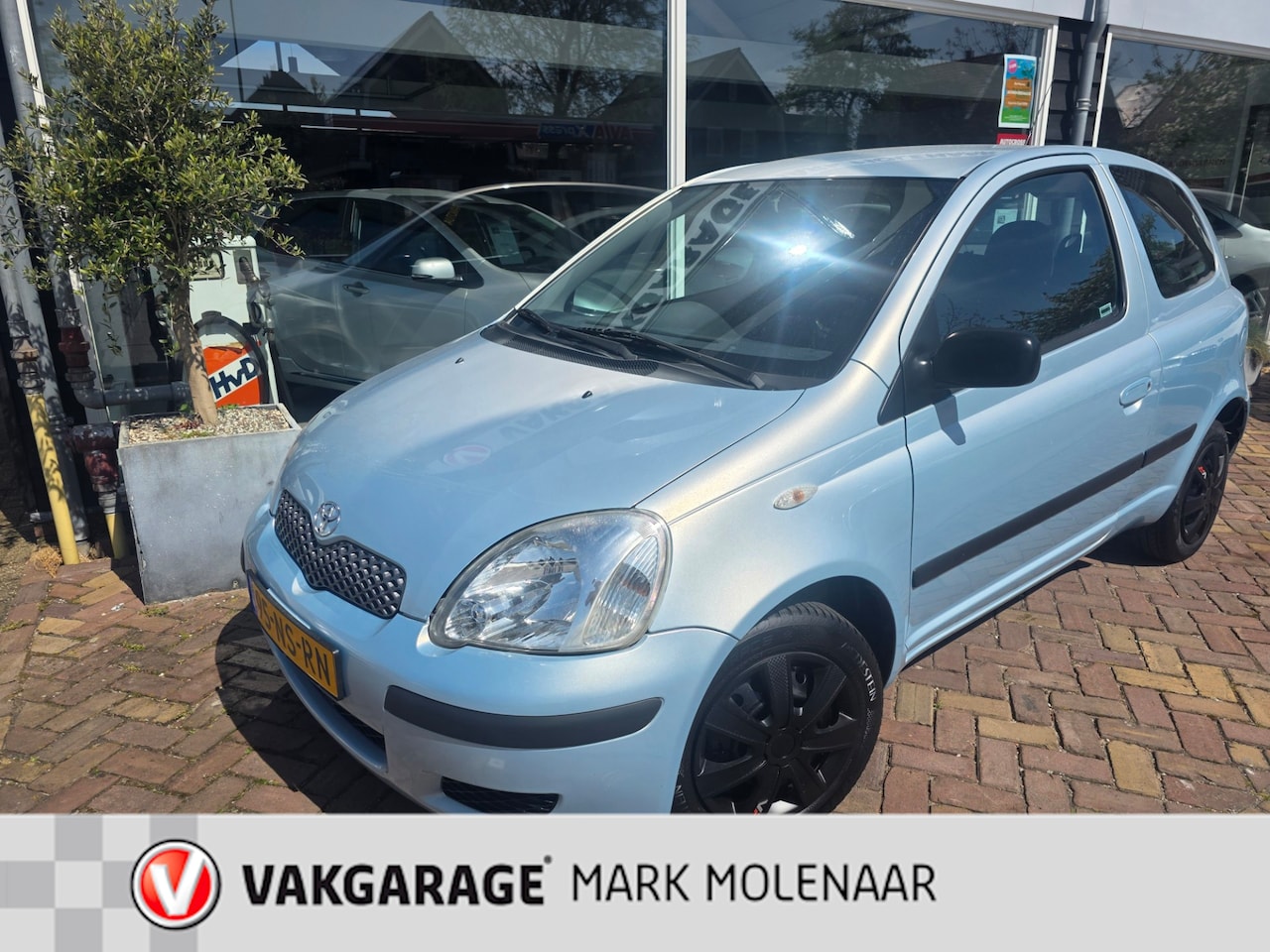 Toyota Yaris - 1.3 VVT-i Idols 1.3 VVT-i Idols,lage km - AutoWereld.nl