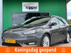 Ford Focus Wagon - 1.0 Titanium Edition|2e Eigenaar|Navigatie|