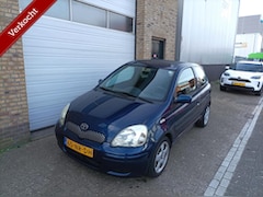 Toyota Yaris - 1.3 VVT-i Sol Automaat APK 04-2027